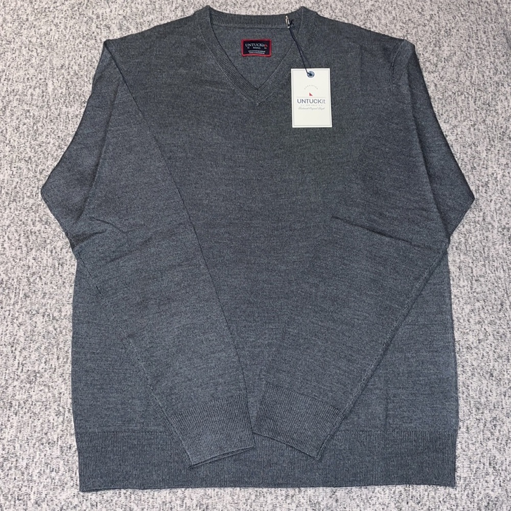 UNTUCKit Men’s Merino Wool V-Neck Sweater - Small / Regular Fit / Dark Grey